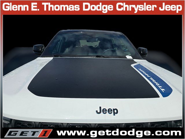 Certified 2022 Jeep Grand Cherokee Trailhawk w/ Advanced Protech Group II image 5