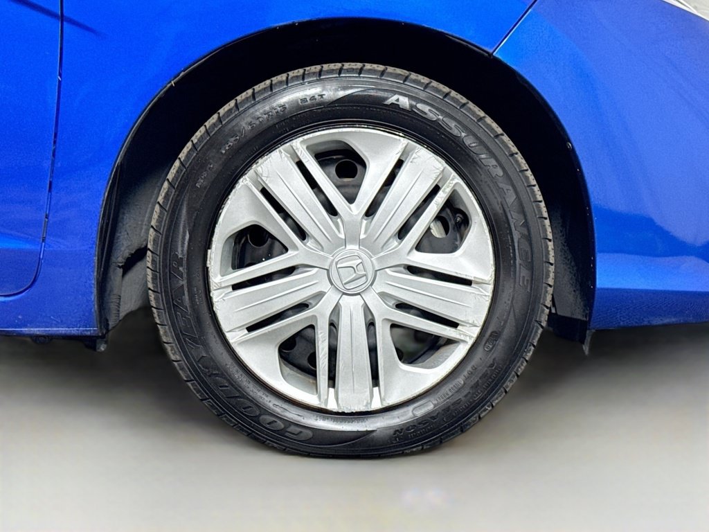Used 2020 Honda Fit LX image 34