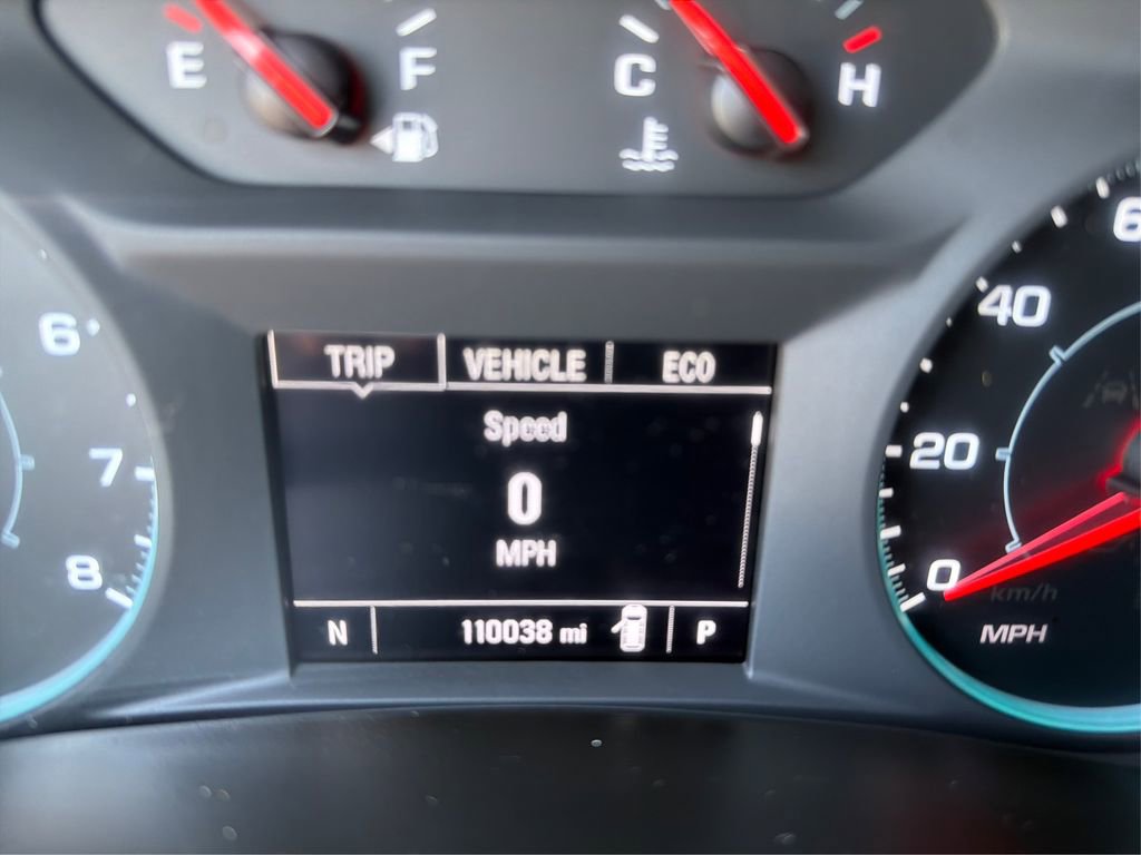 Used 2022 Chevrolet Equinox LS AWD/4WD image 16