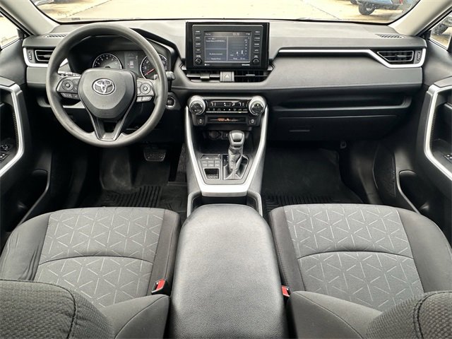 Used 2020 Toyota RAV4 XLE image 10