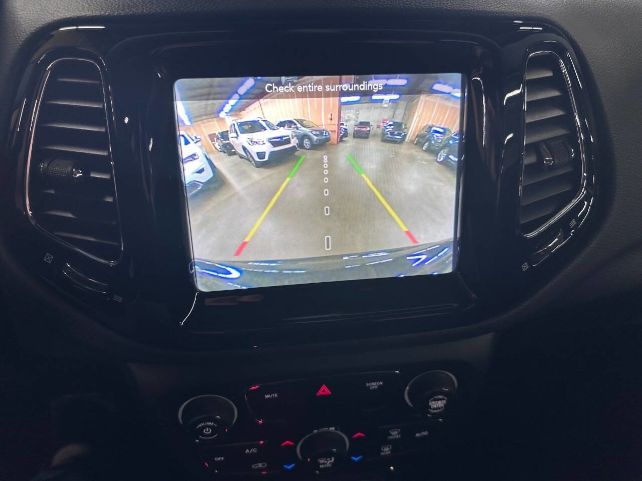 Used 2019 Jeep Compass Limited image 11