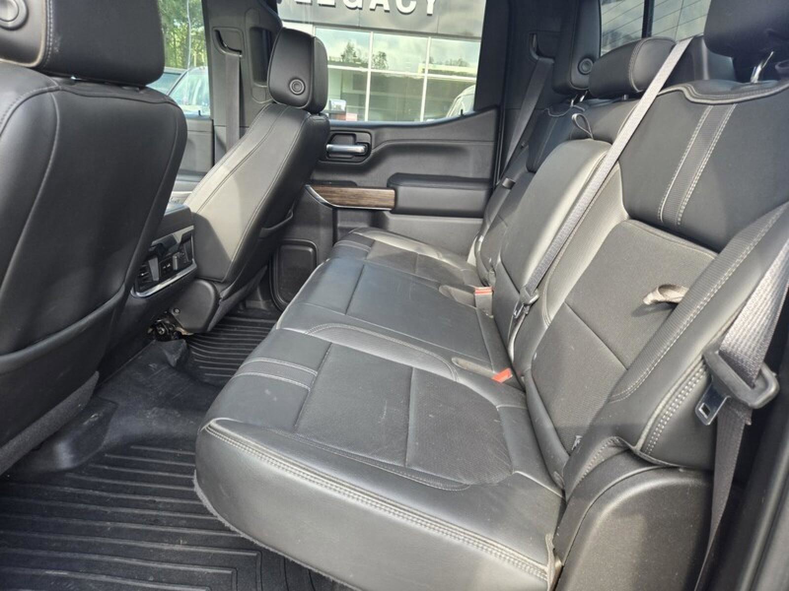 Used 2022 Chevrolet Silverado 1500 High Country image 25