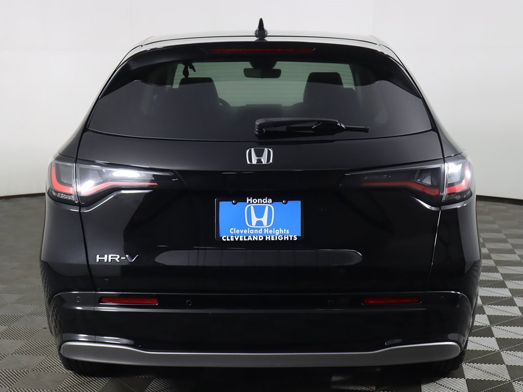 Used 2023 Honda HR-V EX-L image 12