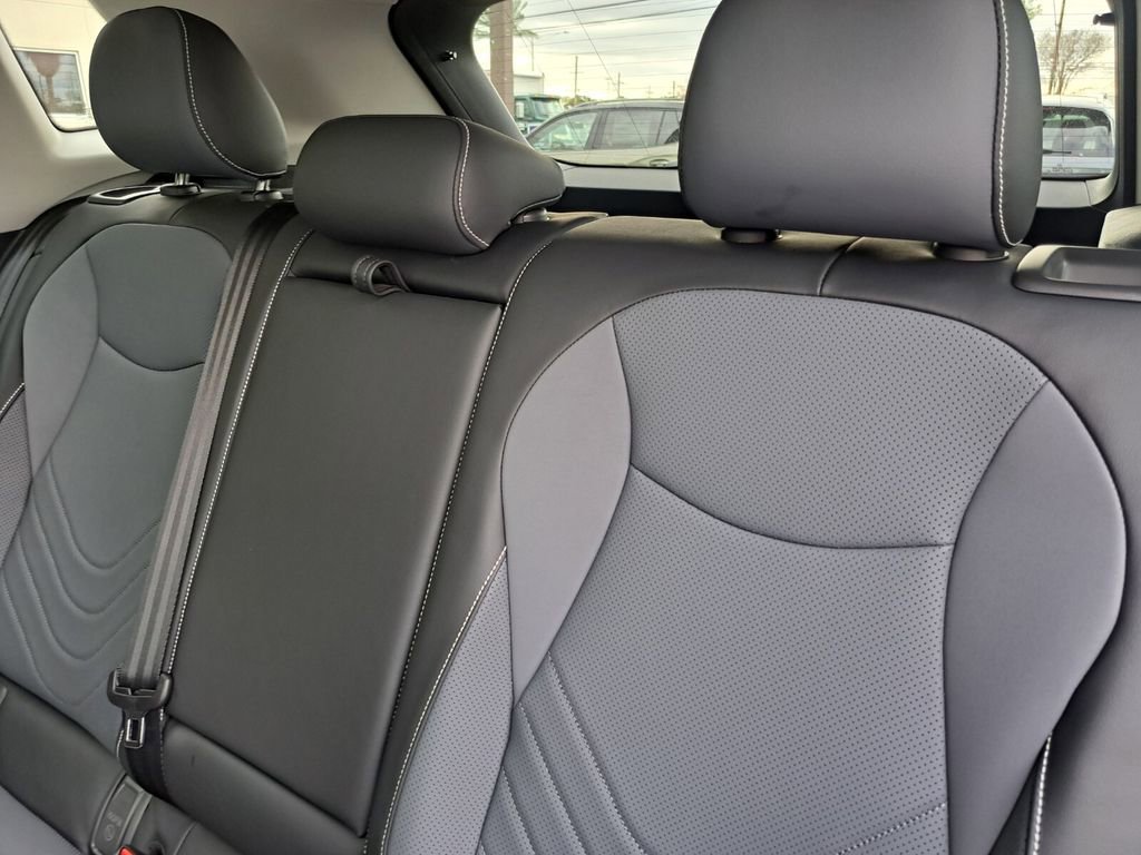 New 2026 Volkswagen Tiguan SE image 27