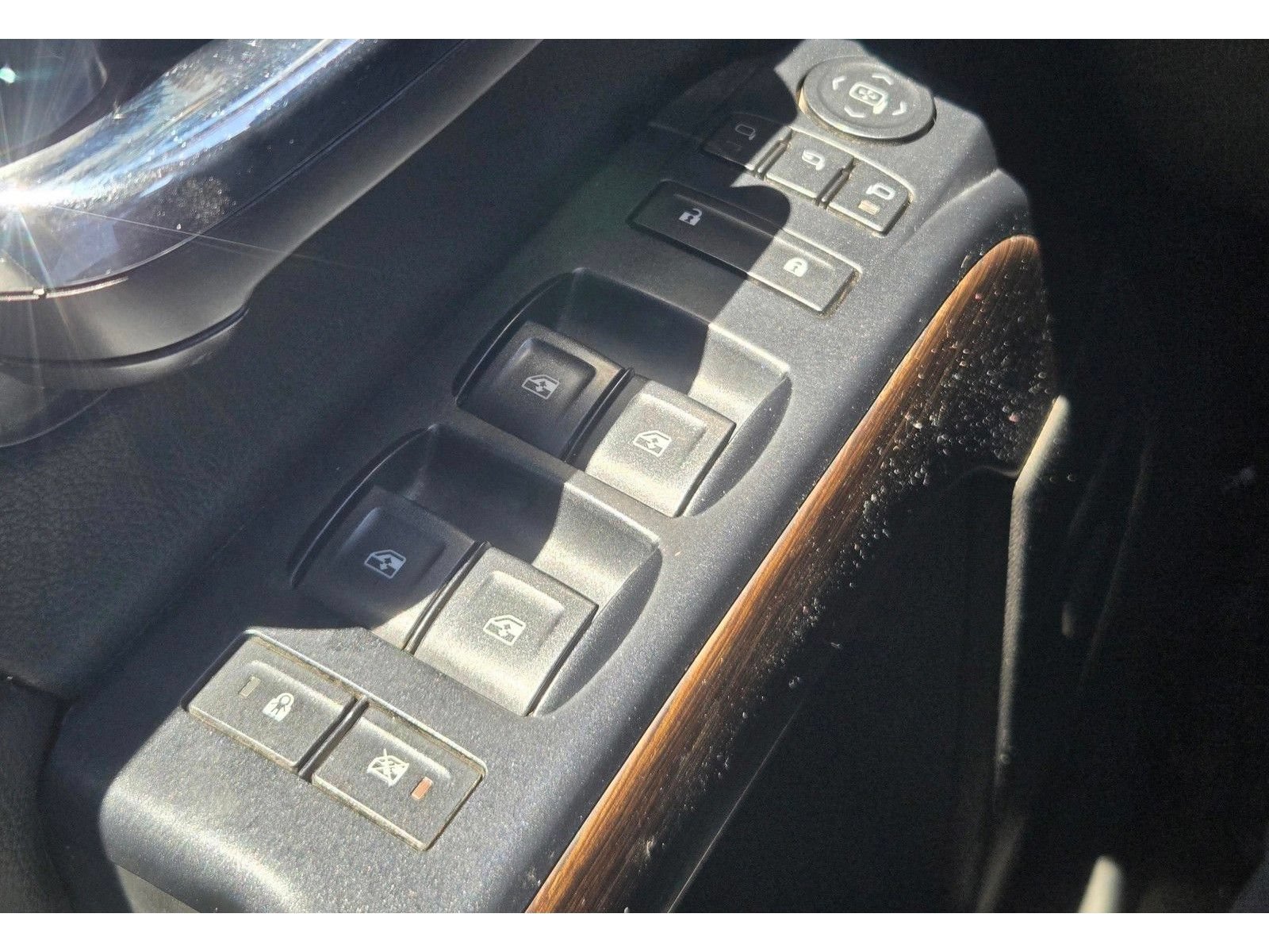Used 2018 GMC Sierra 3500 Denali AWD/4WD image 15