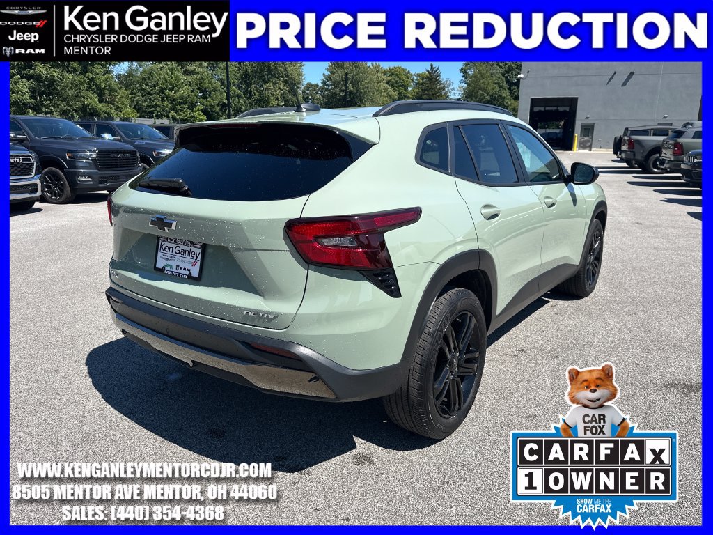 Used 2024 Chevrolet Trax ACTIV w/ Sunroof Package FWD image 9