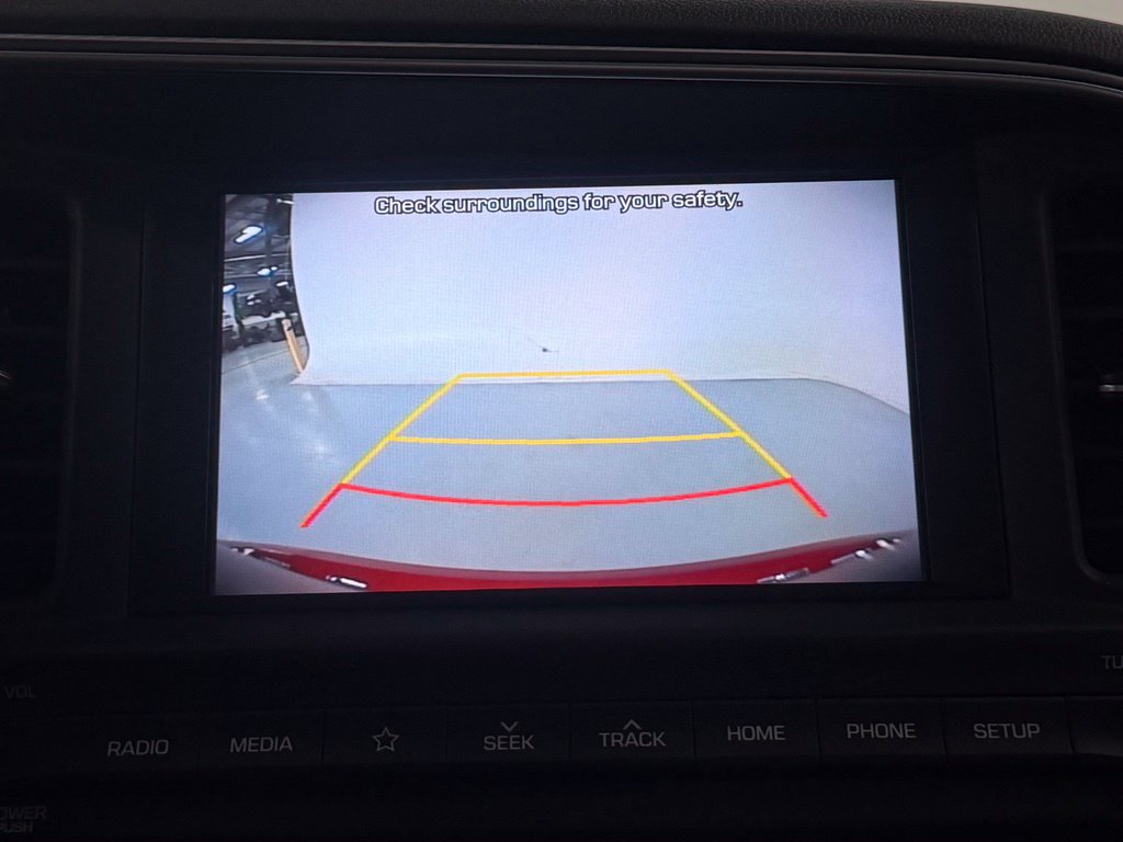 Used 2020 Hyundai Elantra SEL FWD image 19