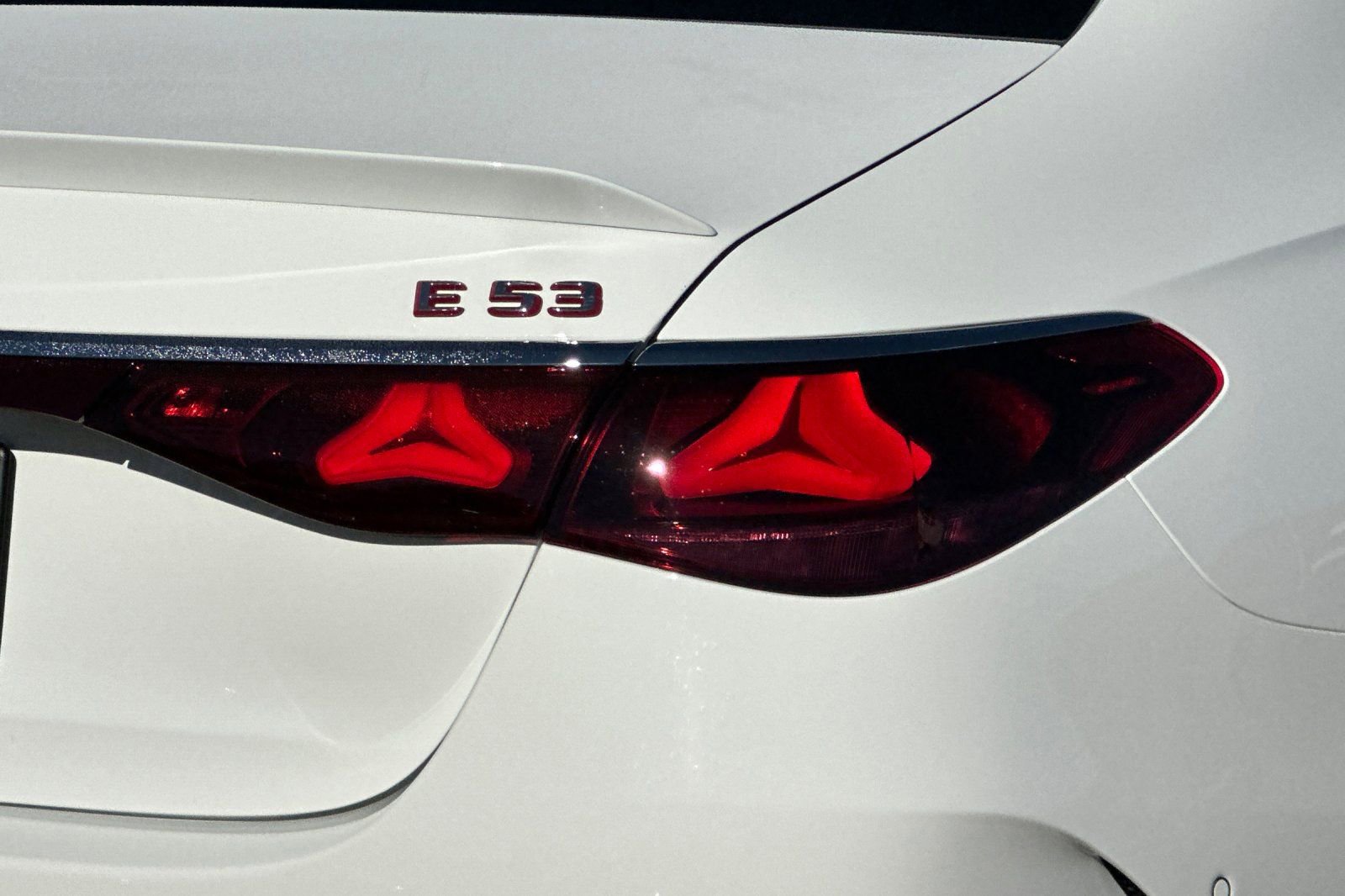 New 2026 Mercedes-Benz E 53 AMG e 4MATIC Sedan image 13