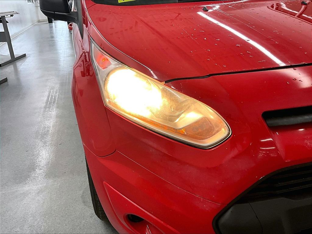 Used 2018 Ford Transit Connect XLT image 30