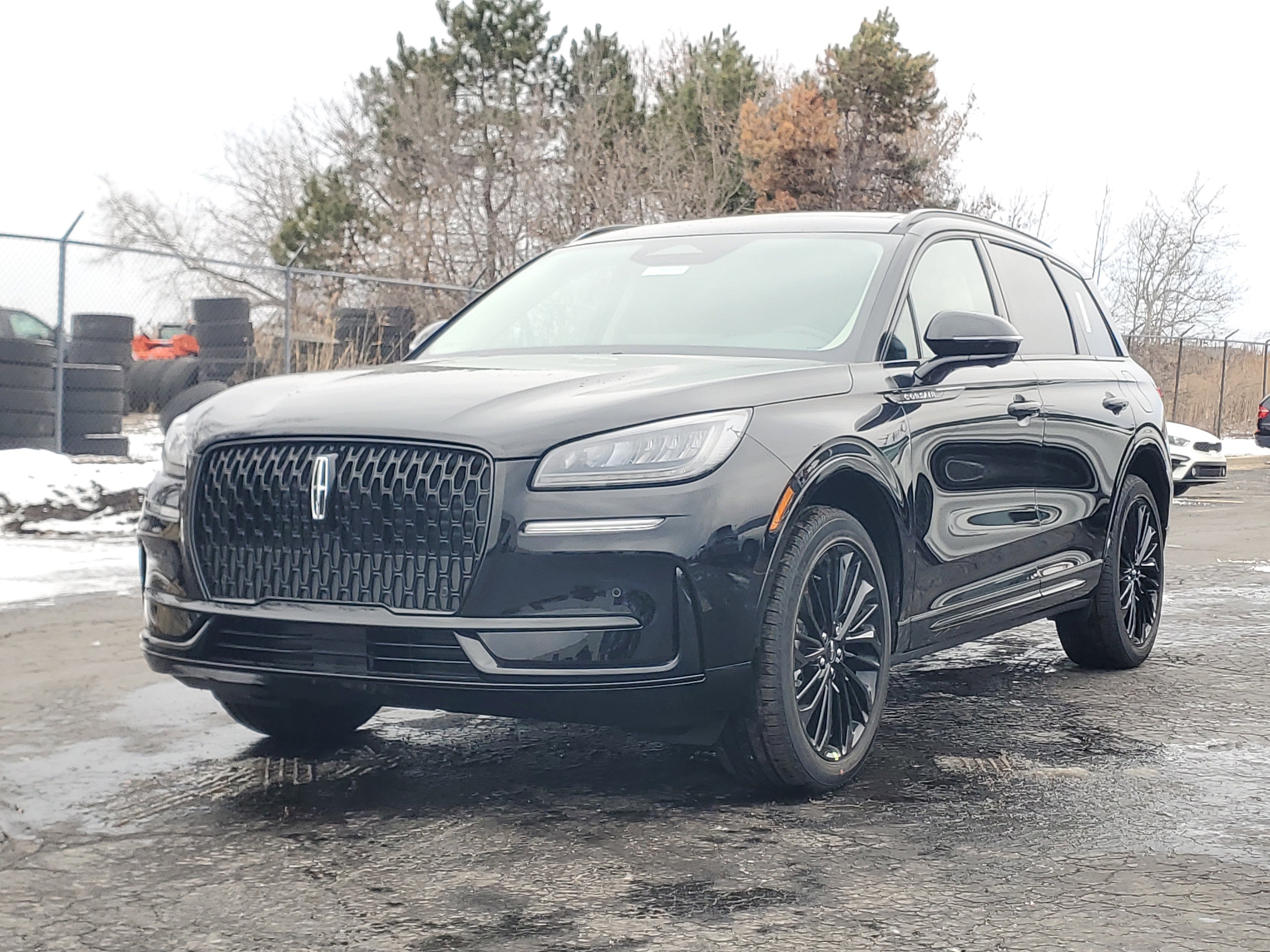 New 2026 Lincoln Corsair Premiere image 2