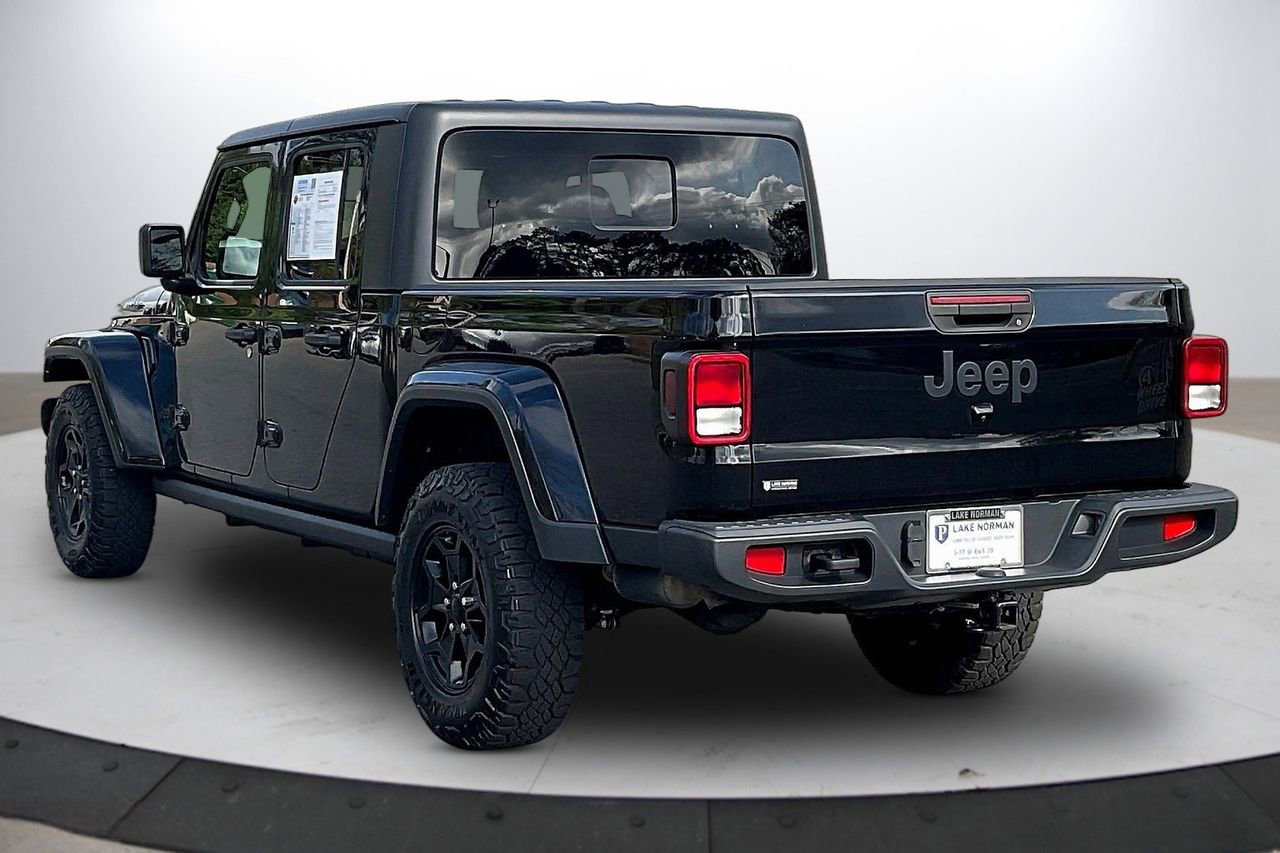 Used 2021 Jeep Gladiator Willys image 7