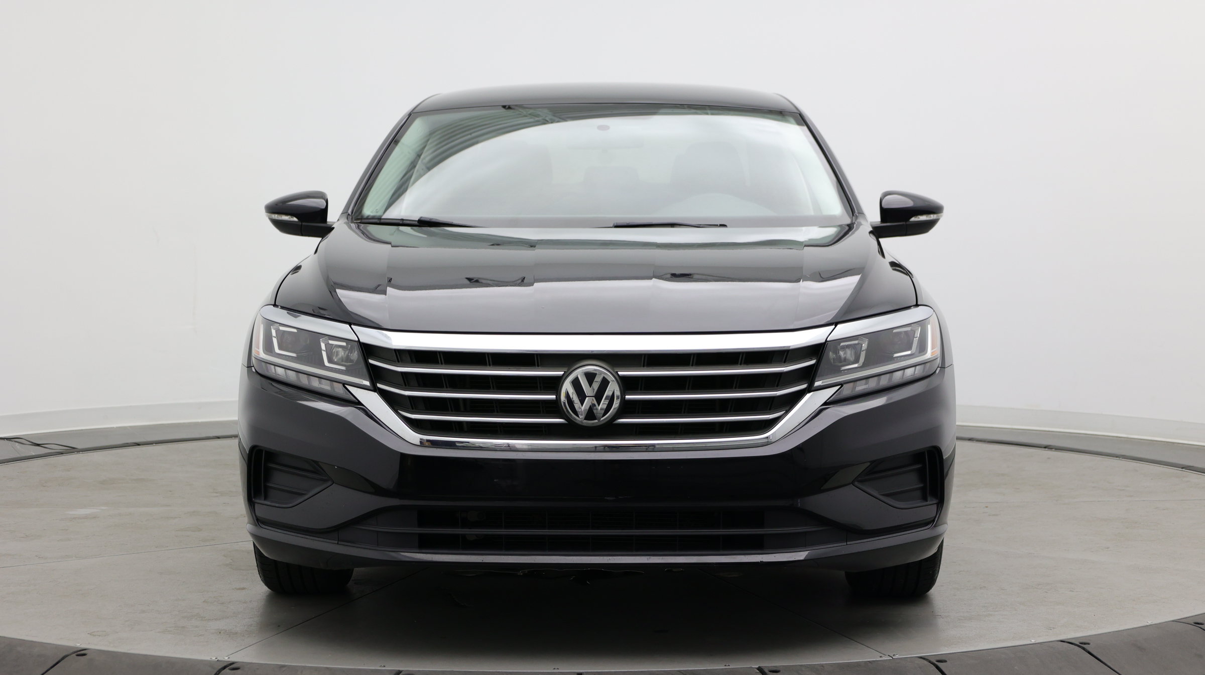Used 2020 Volkswagen Passat 2.0T S FWD image 2