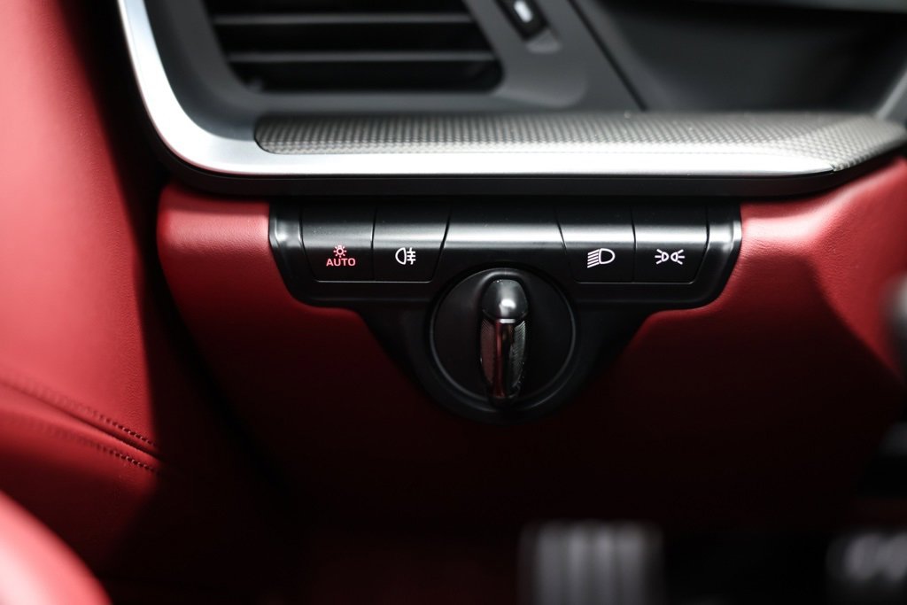 Used 2024 Porsche 911 Carrera w/ Premium Package image 44