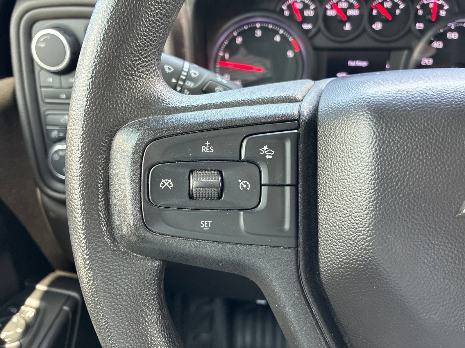 Used 2024 Chevrolet Silverado 2500 W/T AWD/4WD image 23