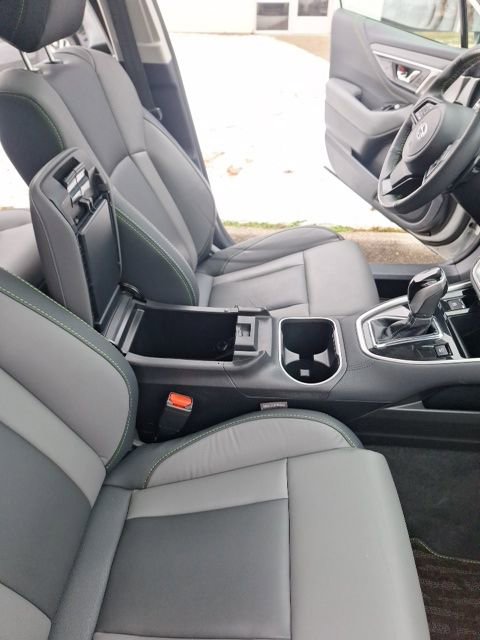 Used 2024 Subaru Outback Onyx Edition XT AWD/4WD image 25