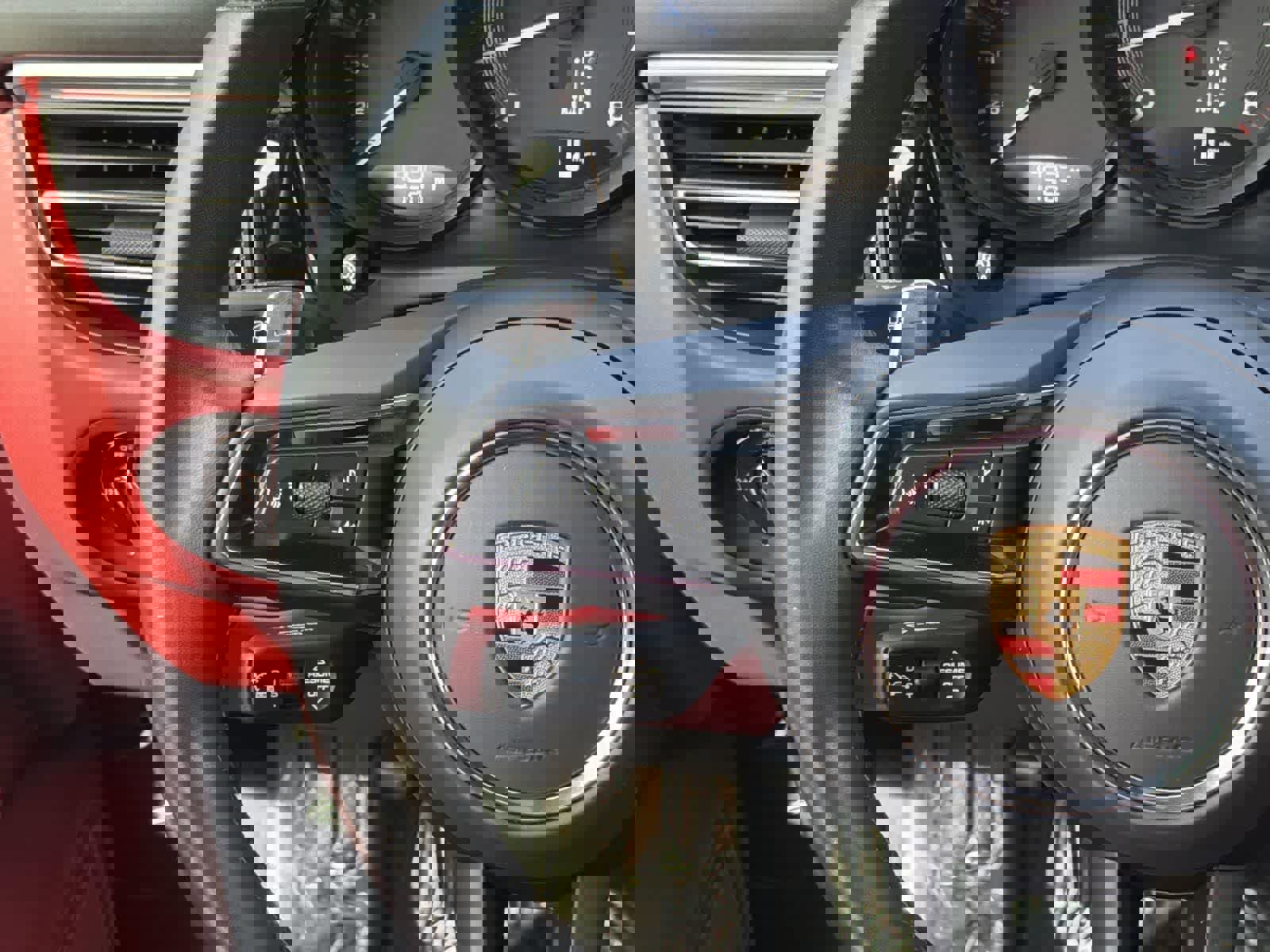 Used 2023 Porsche Macan T image 12