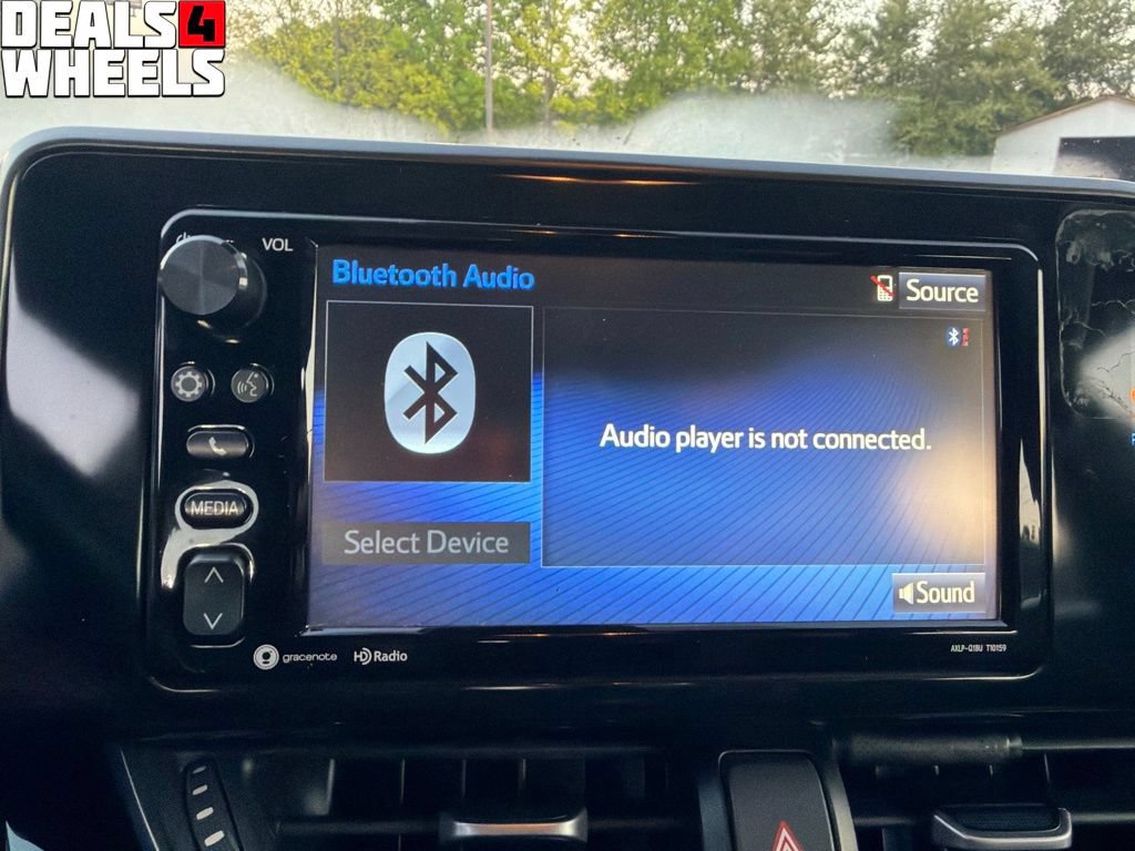Used 2018 Toyota C-HR XLE FWD image 33