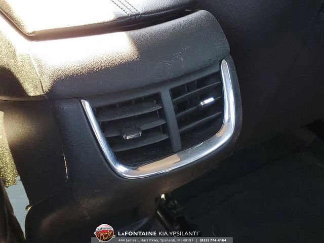 Used 2023 Chevrolet Malibu LT image 34