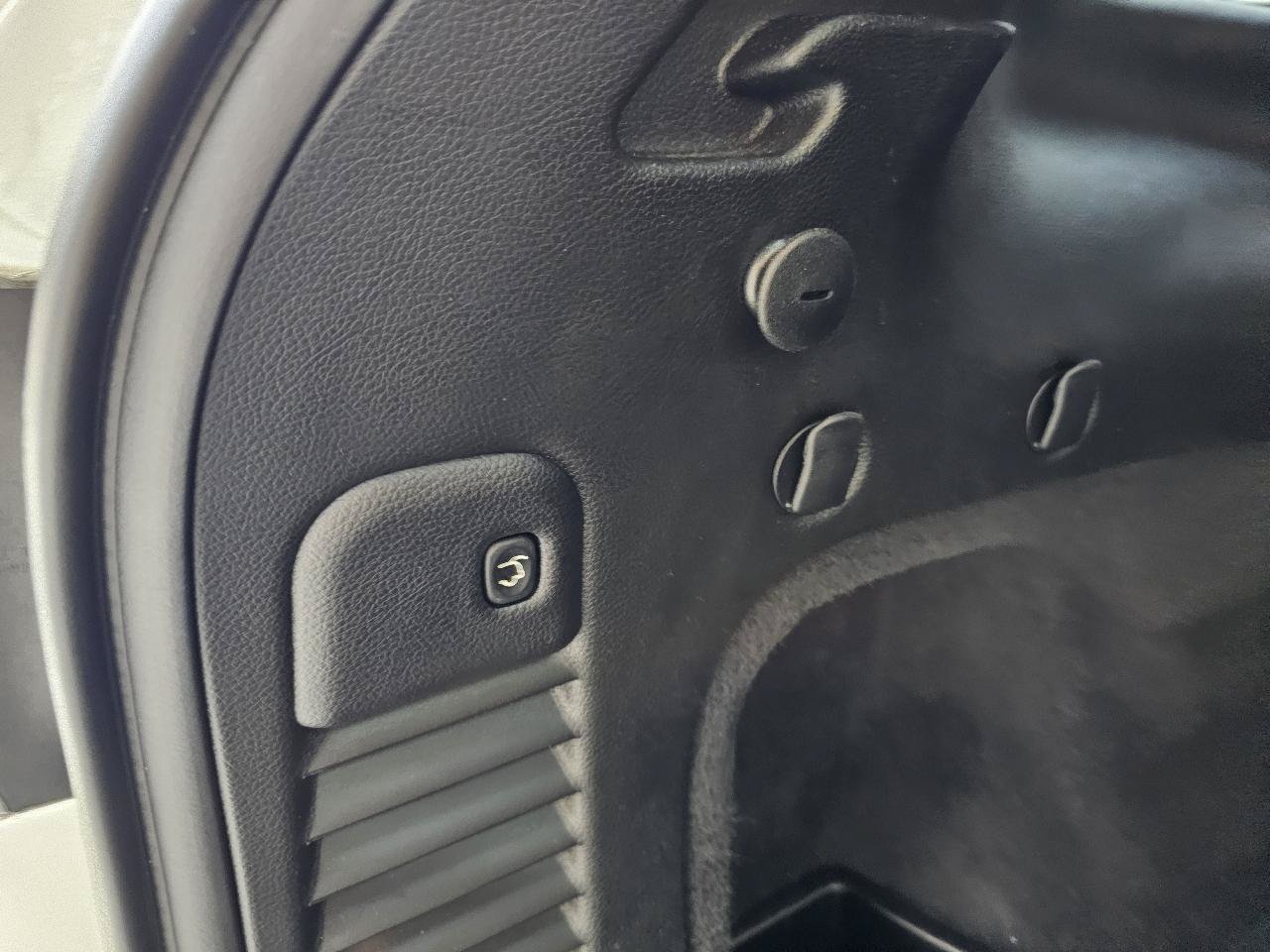 Used 2021 Jeep Grand Cherokee Limited RWD image 14