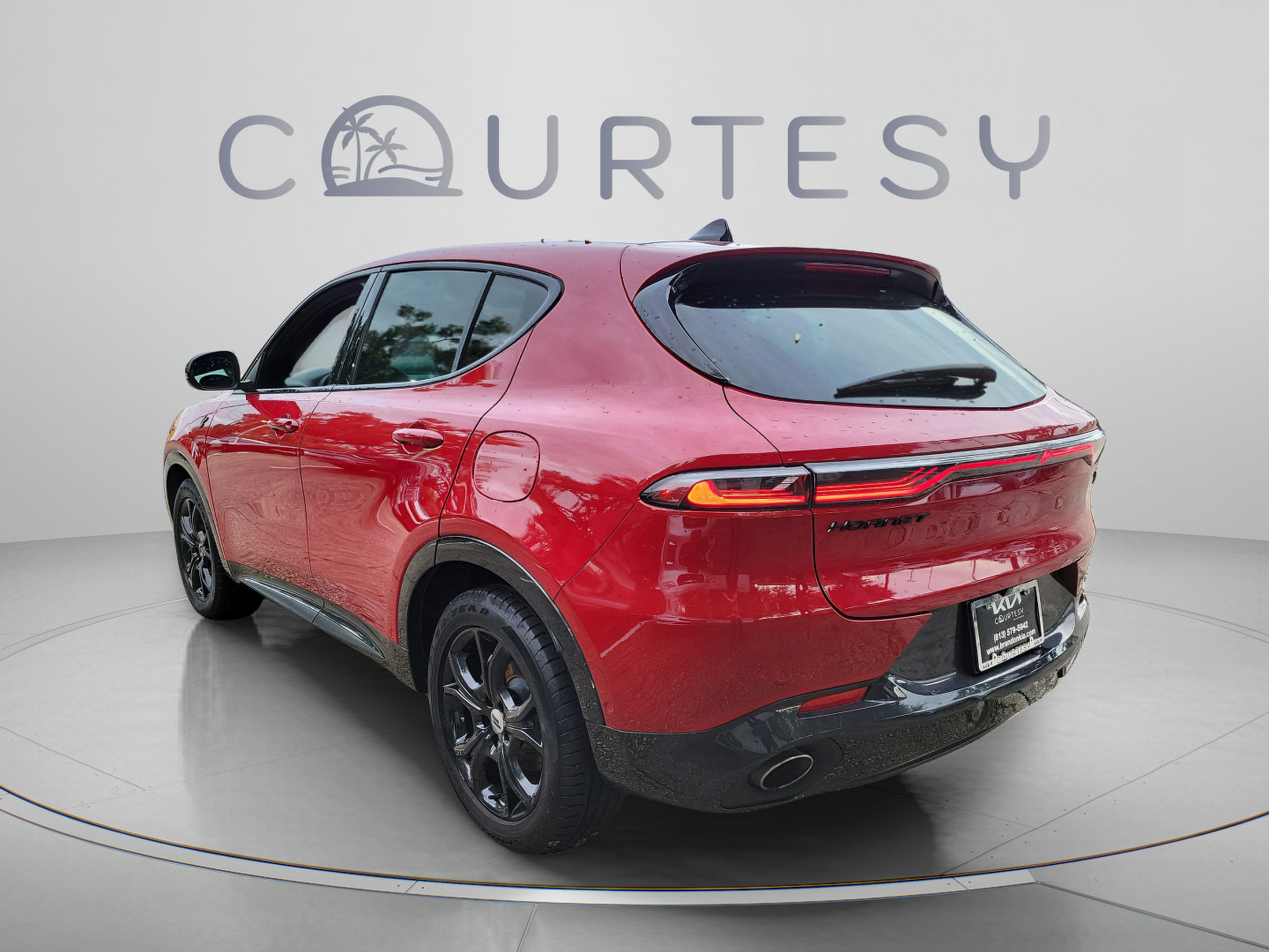 Used 2024 Dodge Hornet R/T w/ Tech Pack w/o Parking AWD/4WD image 2