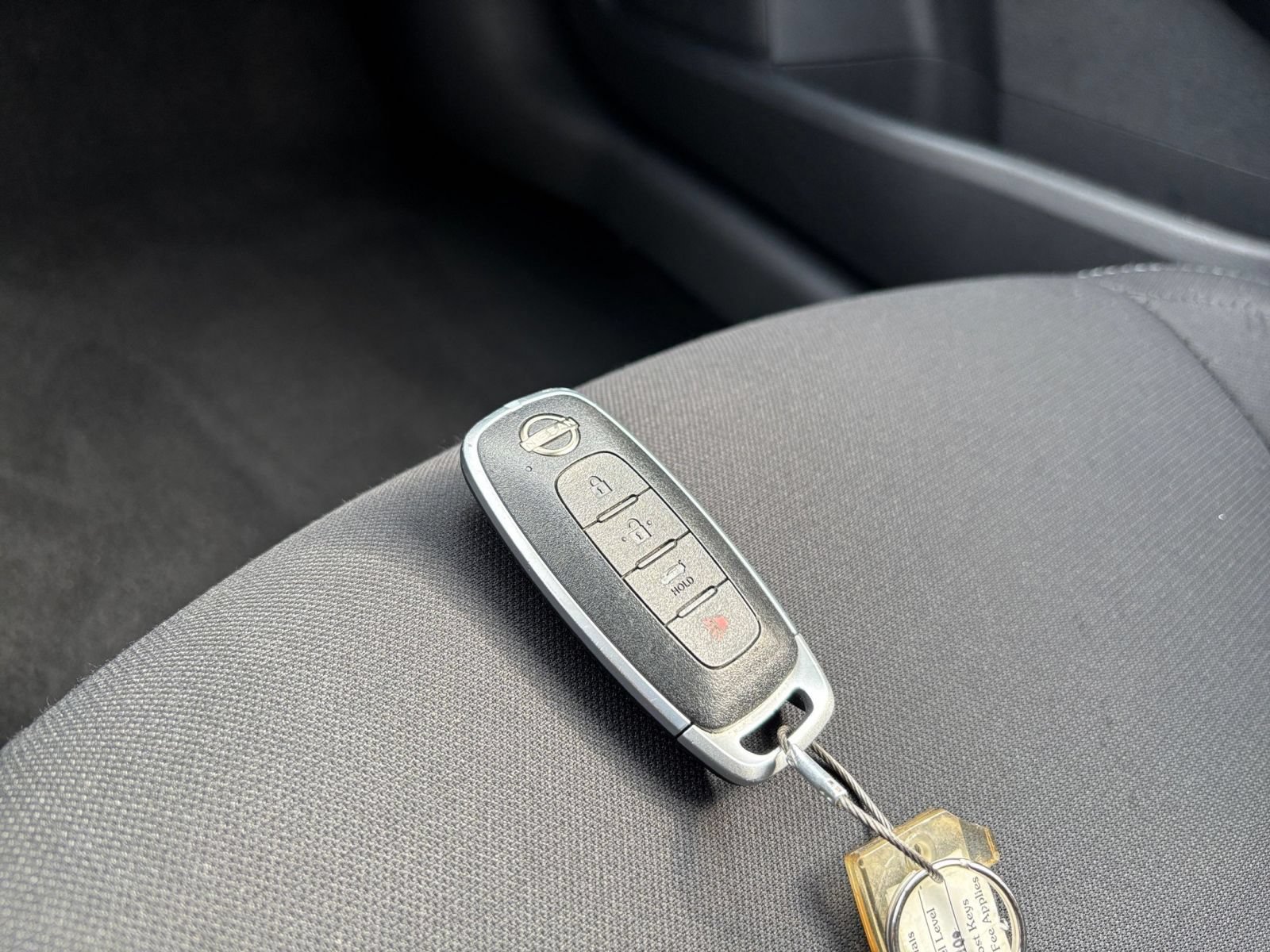 Used 2025 Nissan Sentra SV FWD image 17