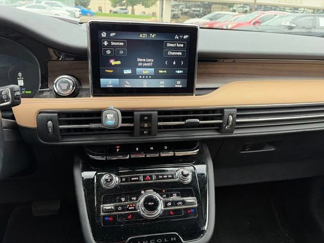 Used 2022 Lincoln Corsair Grand Touring w/ Towing Package AWD/4WD image 16