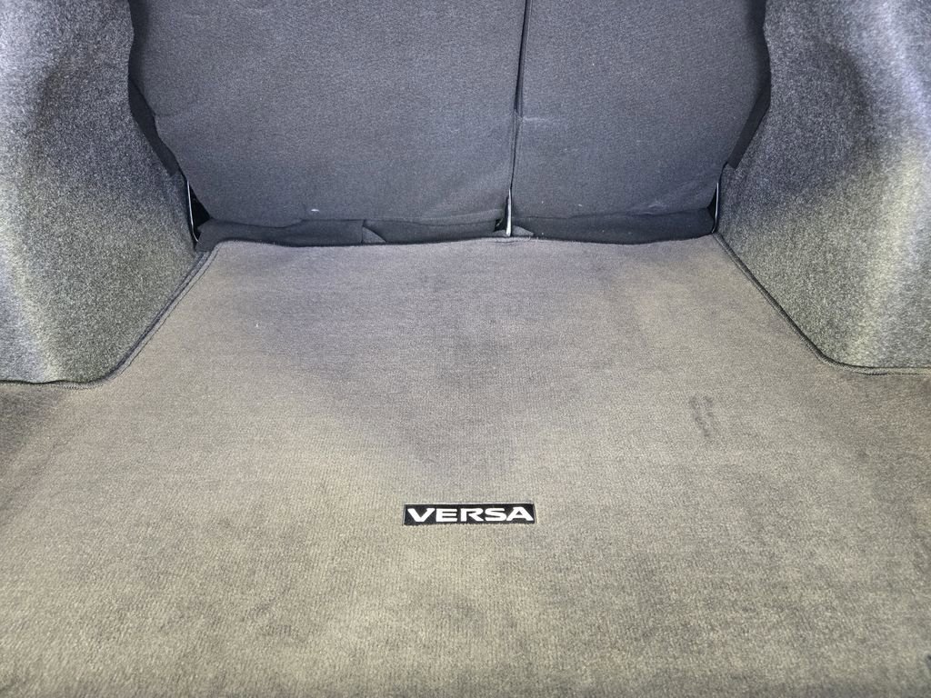 Used 2023 Nissan Versa SR w/ Trunk Package image 38