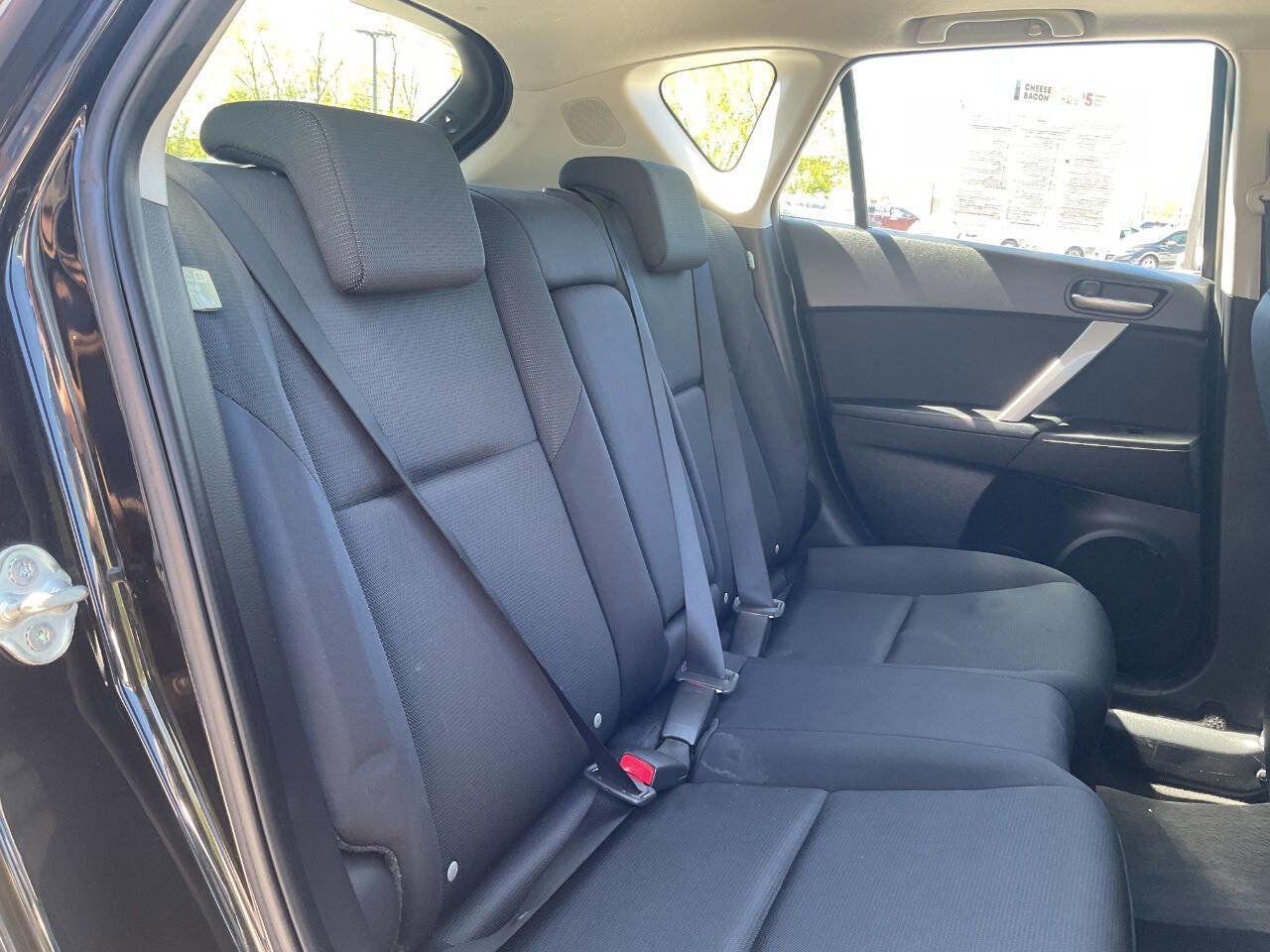 Used 2010 MAZDA MAZDA3 s Sport FWD image 31