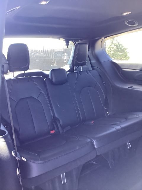 Certified 2023 Chrysler Pacifica Touring-L w/ S Appearance Package AWD/4WD image 20
