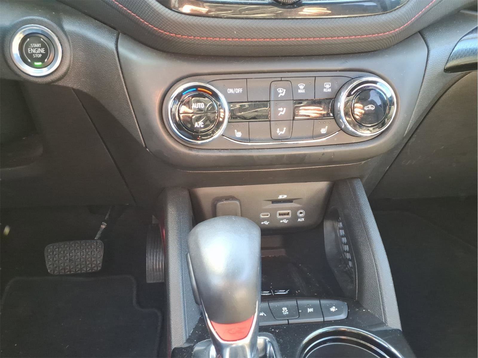 Used 2022 Chevrolet TrailBlazer RS w/ Technology Package image 21