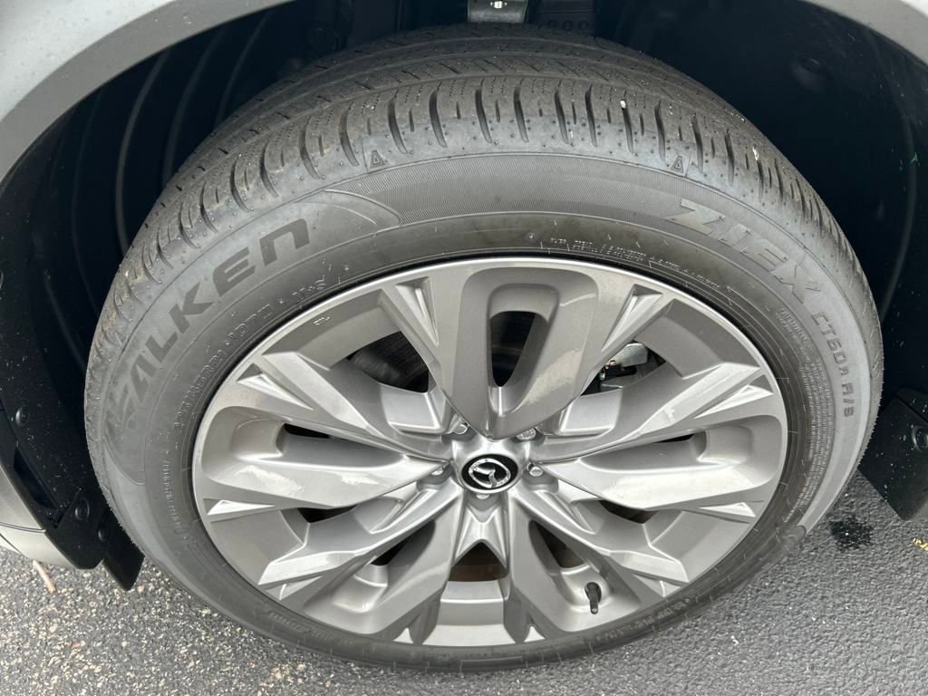 Certified 2025 MAZDA CX-90 3.3 Turbo w/ Premium Plus Pkg image 13