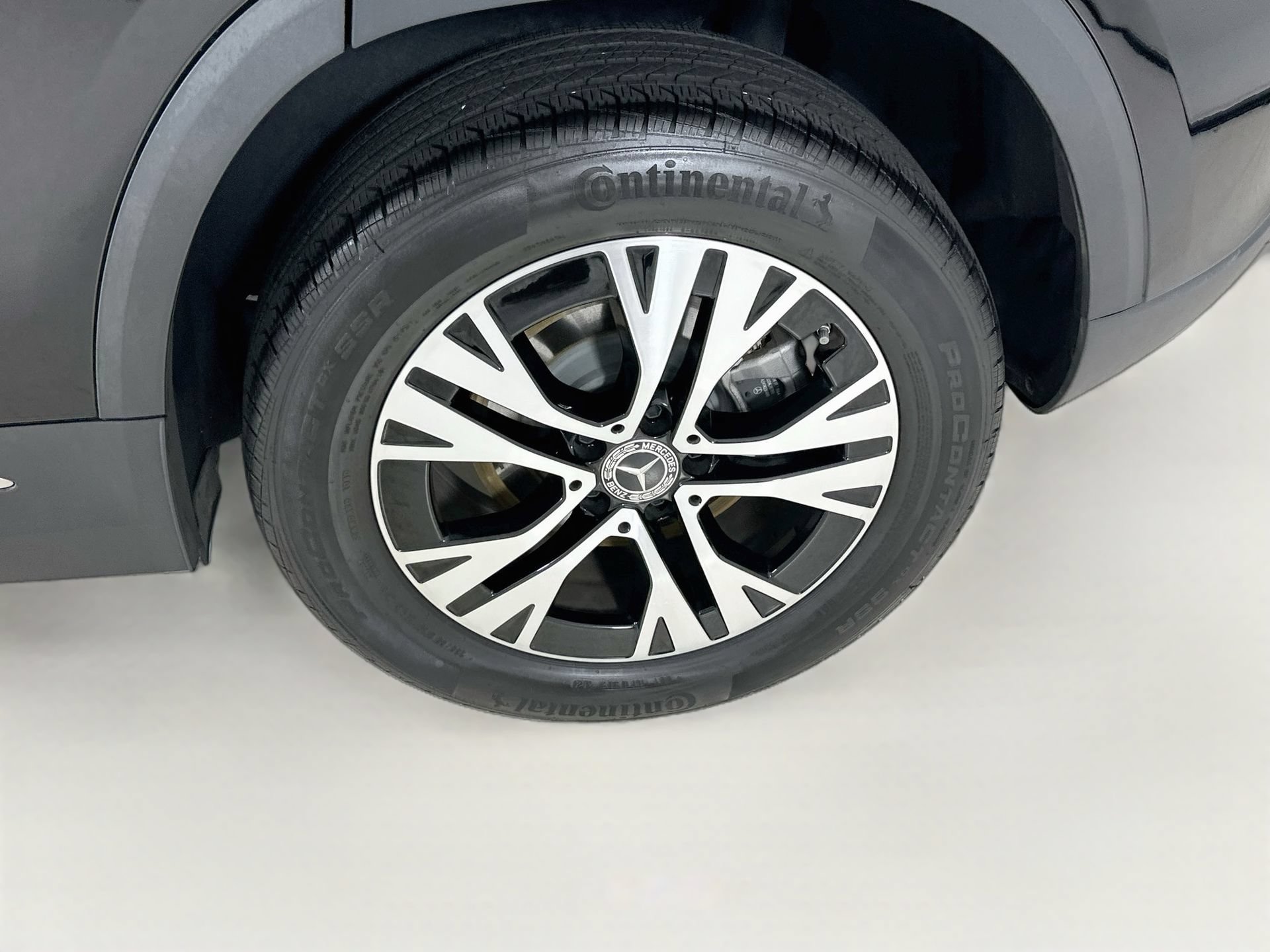 Certified 2025 Mercedes-Benz GLA 250 image 29