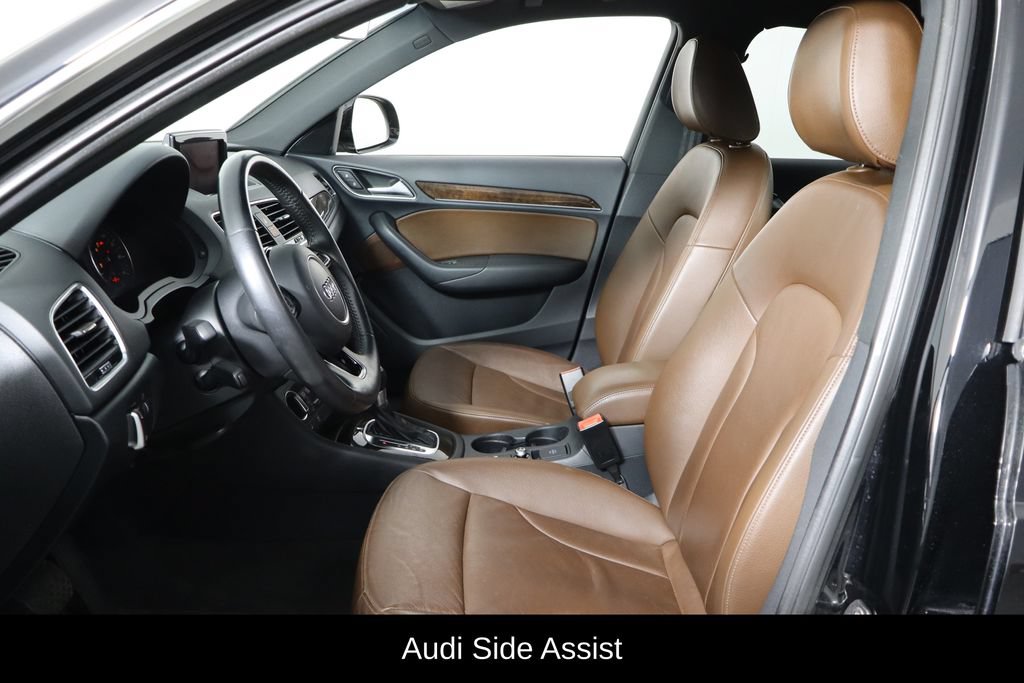 Used 2018 Audi Q3 2.0T Premium Plus w/ Premium Plus Package AWD/4WD image 7