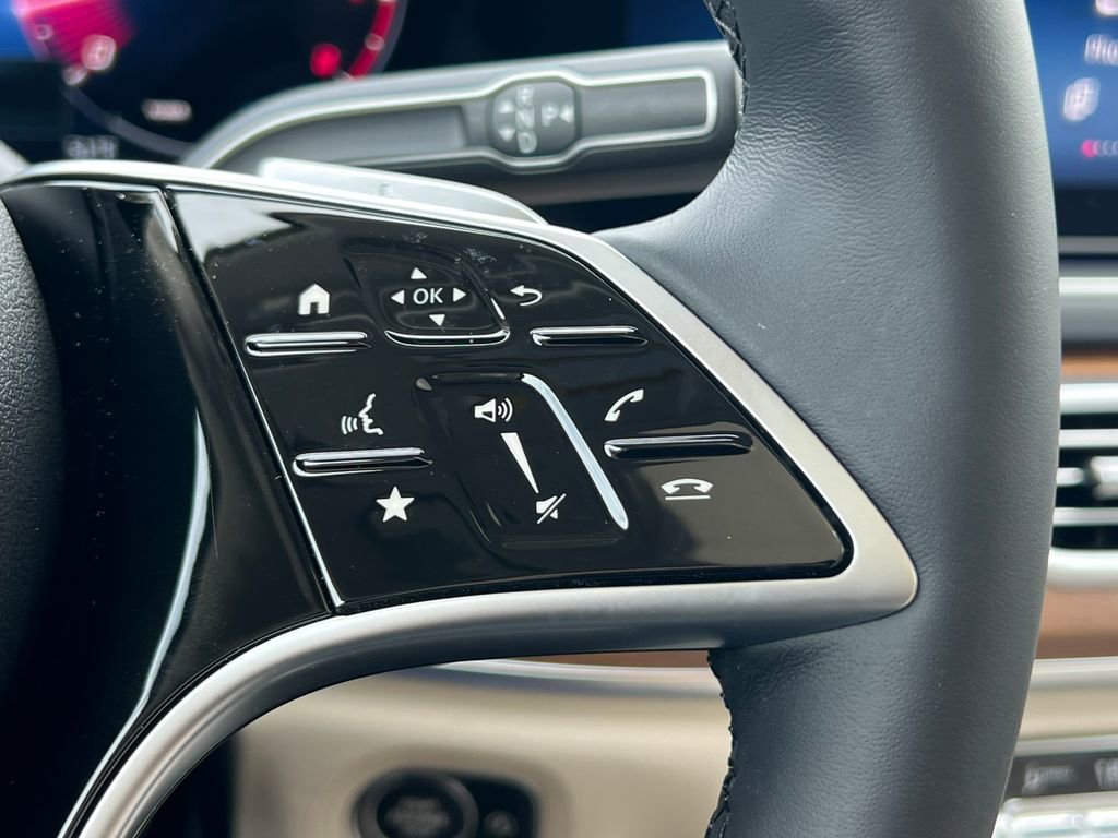 New 2026 Mercedes-Benz GLS 450 4MATIC image 24