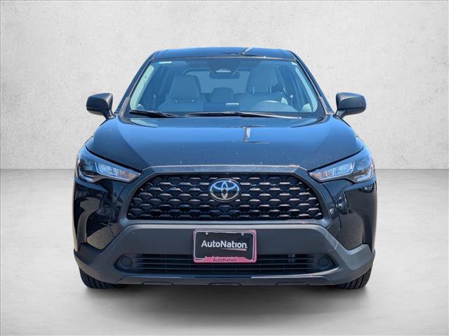 Used 2025 Toyota Corolla Cross L FWD image 2
