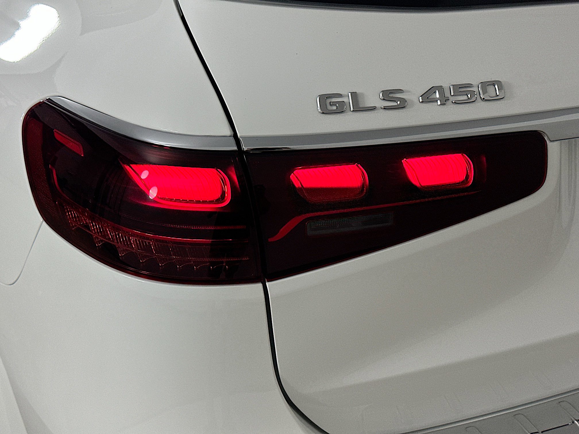 Certified 2026 Mercedes-Benz GLS 450 4MATIC image 45