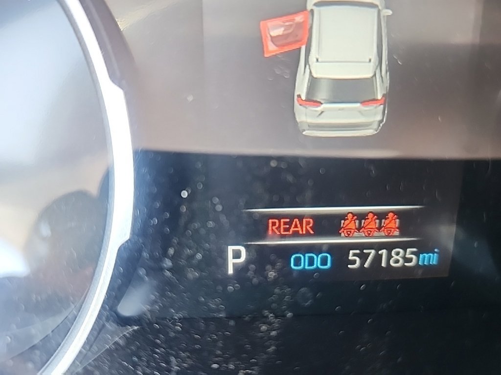 Used 2021 Toyota RAV4 XLE w/ Convenience Package AWD/4WD image 2