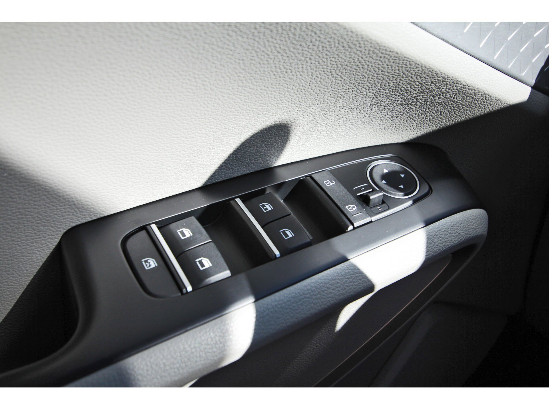 Certified 2024 Kia Soul LX w/ Option Group 015 FWD image 18