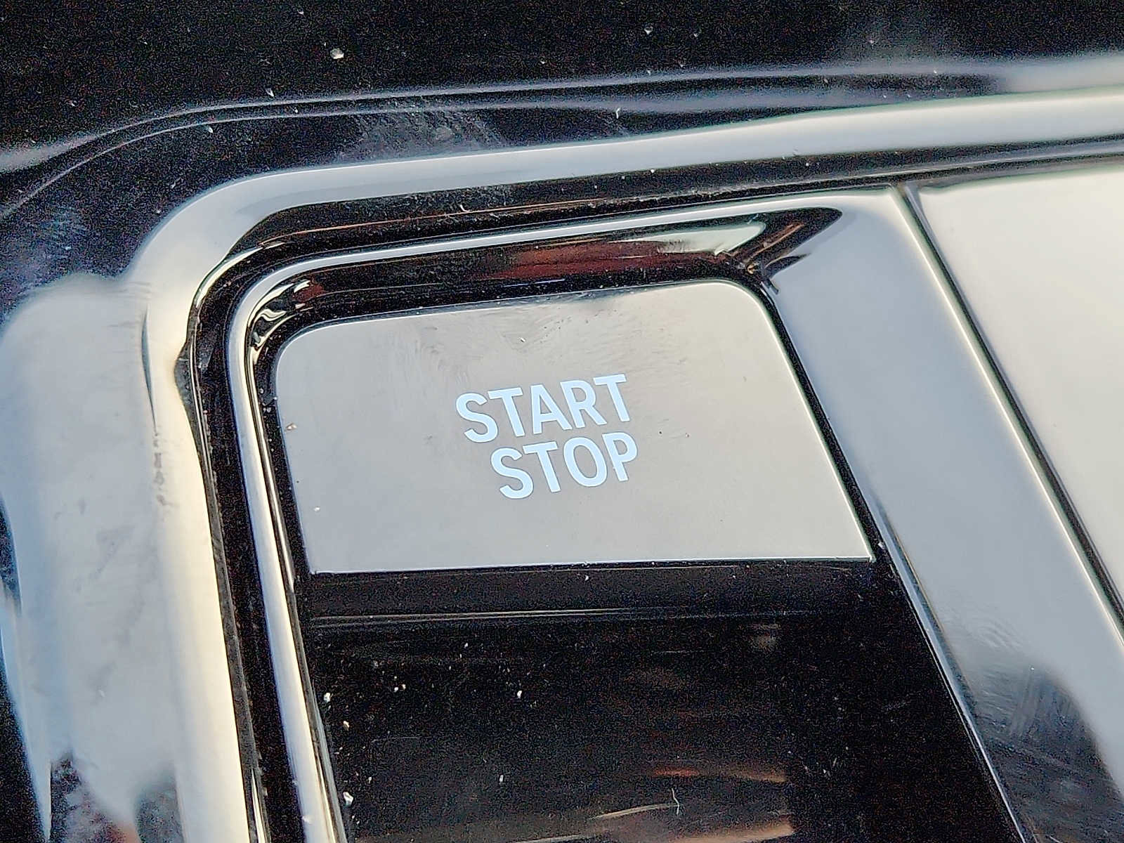 Used 2024 BMW i5 eDrive40i w/ Convenience Package image 23