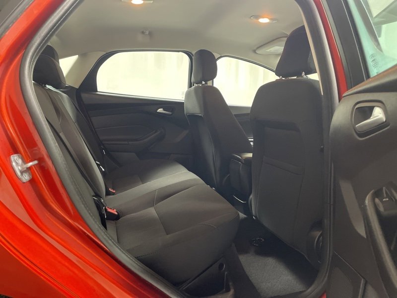 Used 2018 Ford Focus SE image 10