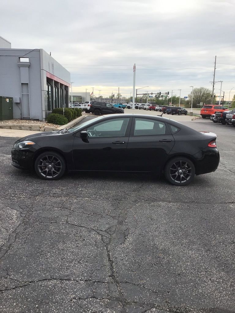 Used 2016 Dodge Dart SXT w/ Rallye Appearance Group FWD image 1