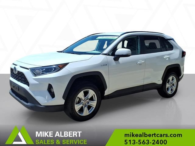 Used 2021 Toyota RAV4 XLE AWD/4WD image 3