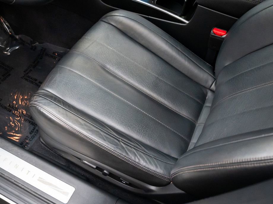 Used 2017 INFINITI QX70 AWD w/ Premium Package image 14