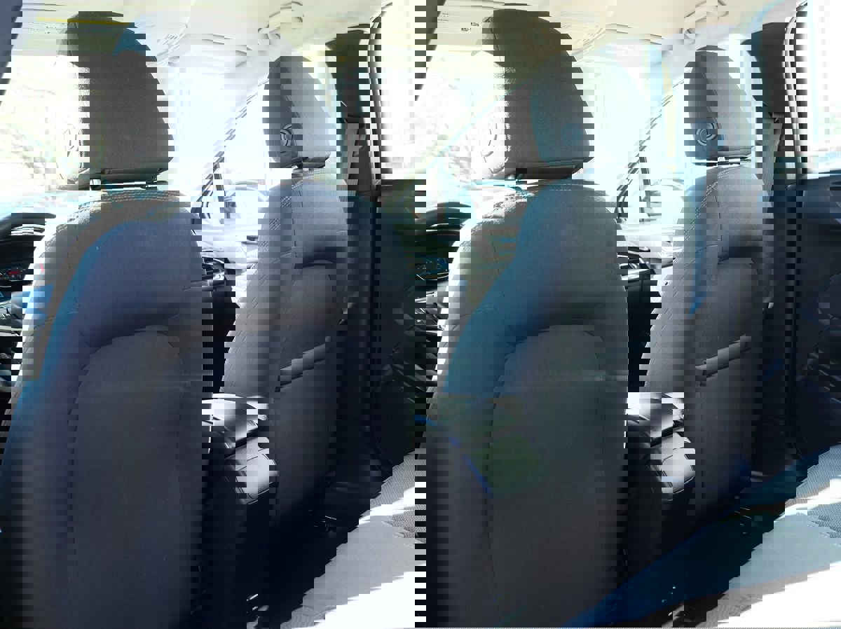 Used 2018 Chevrolet Cruze LT image 31