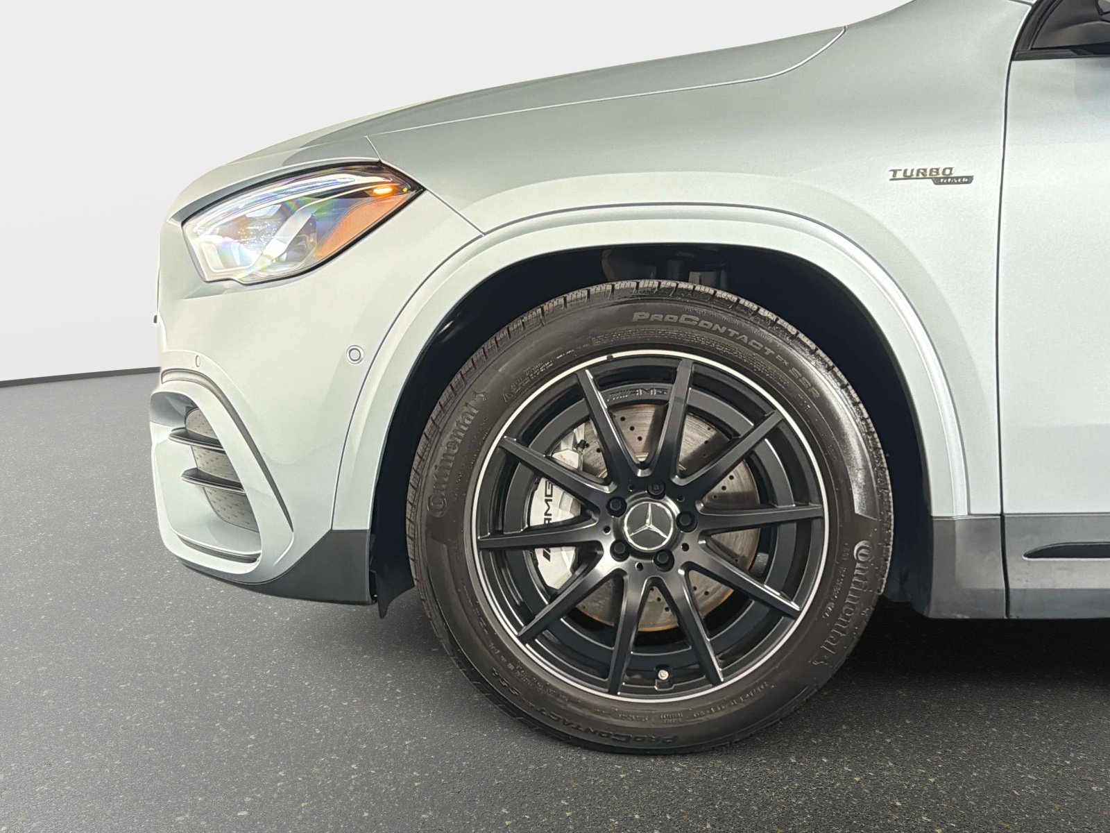Used 2025 Mercedes-Benz GLA 35 AMG 4MATIC image 20