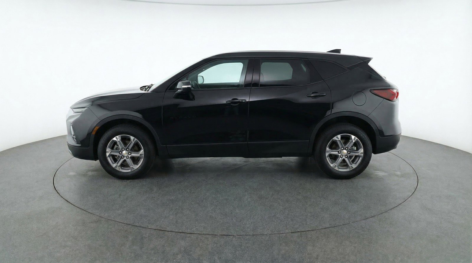 Used 2025 Chevrolet Blazer LT image 5