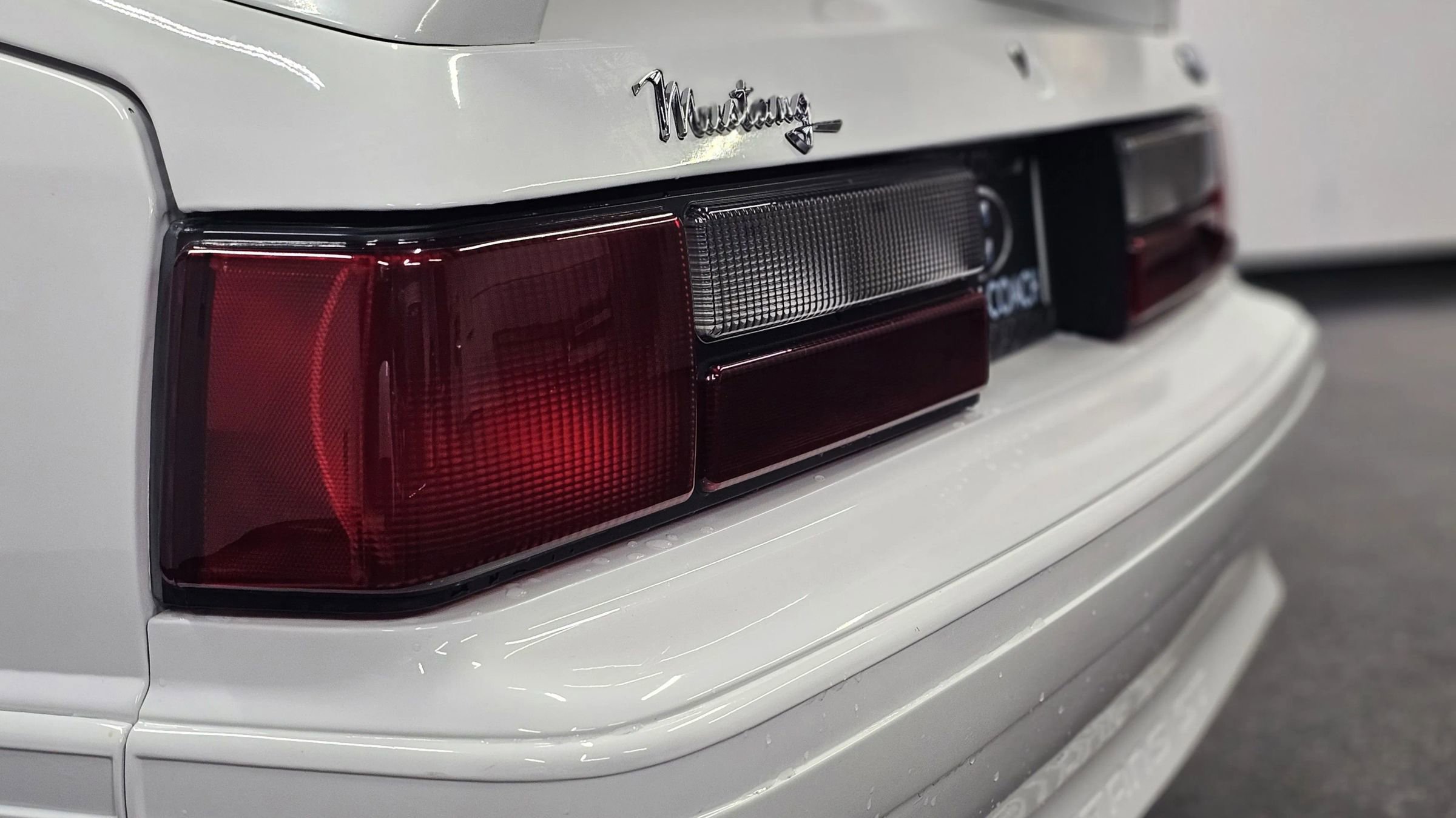 Used 1993 Ford Mustang GT RWD image 28