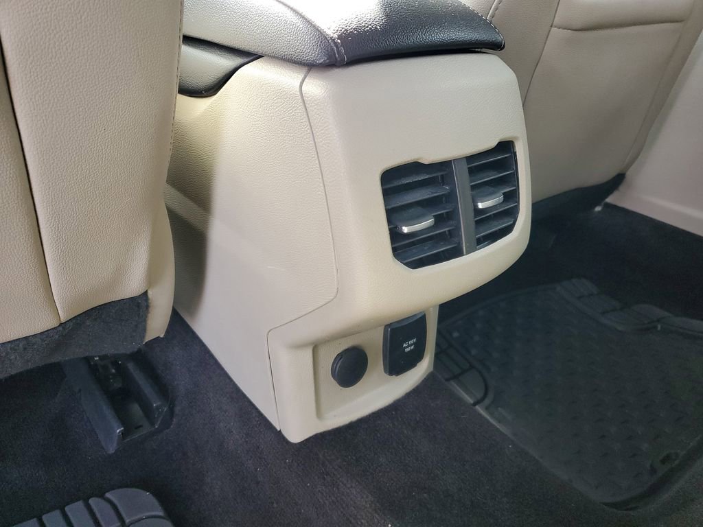 Used 2017 Ford Fusion Energi SE image 32