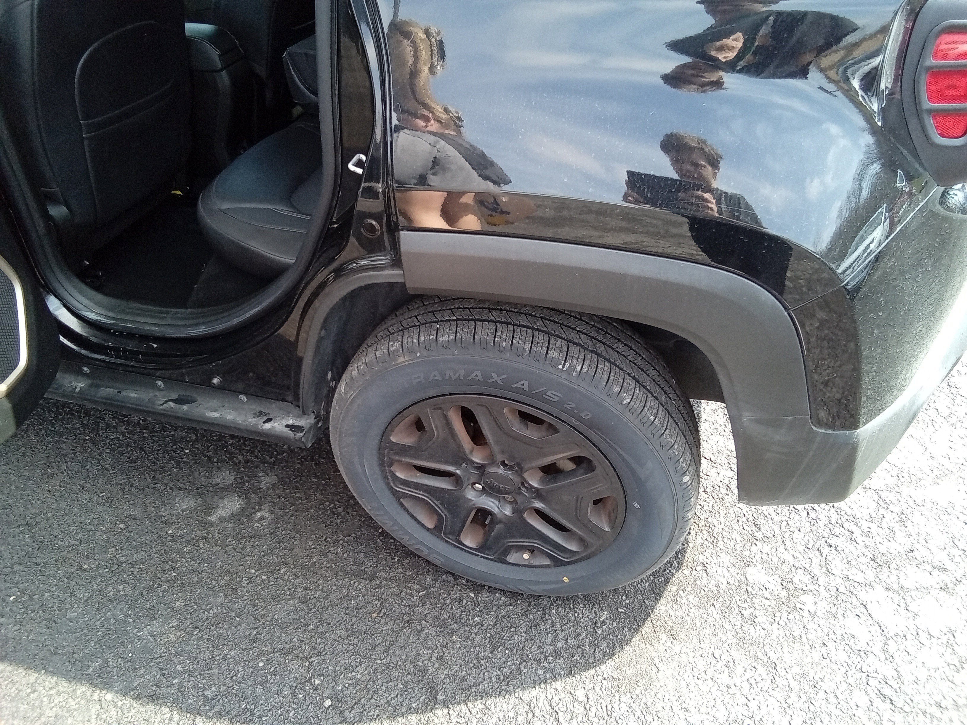 Used 2017 Jeep Renegade Trailhawk image 28