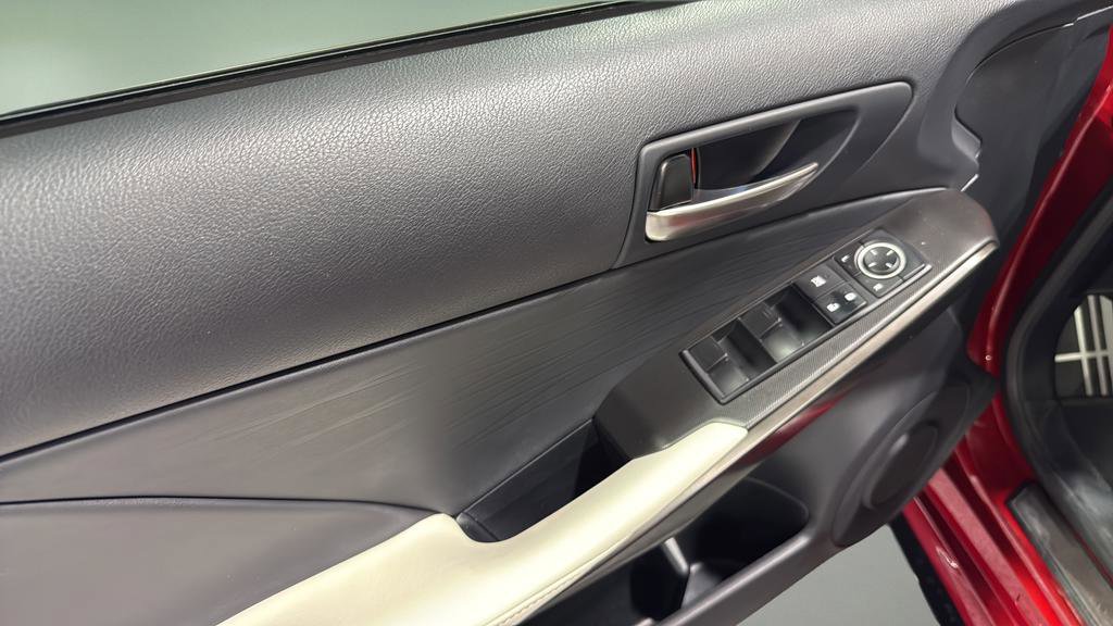 Used 2022 Lexus IS 350 F Sport AWD/4WD image 11